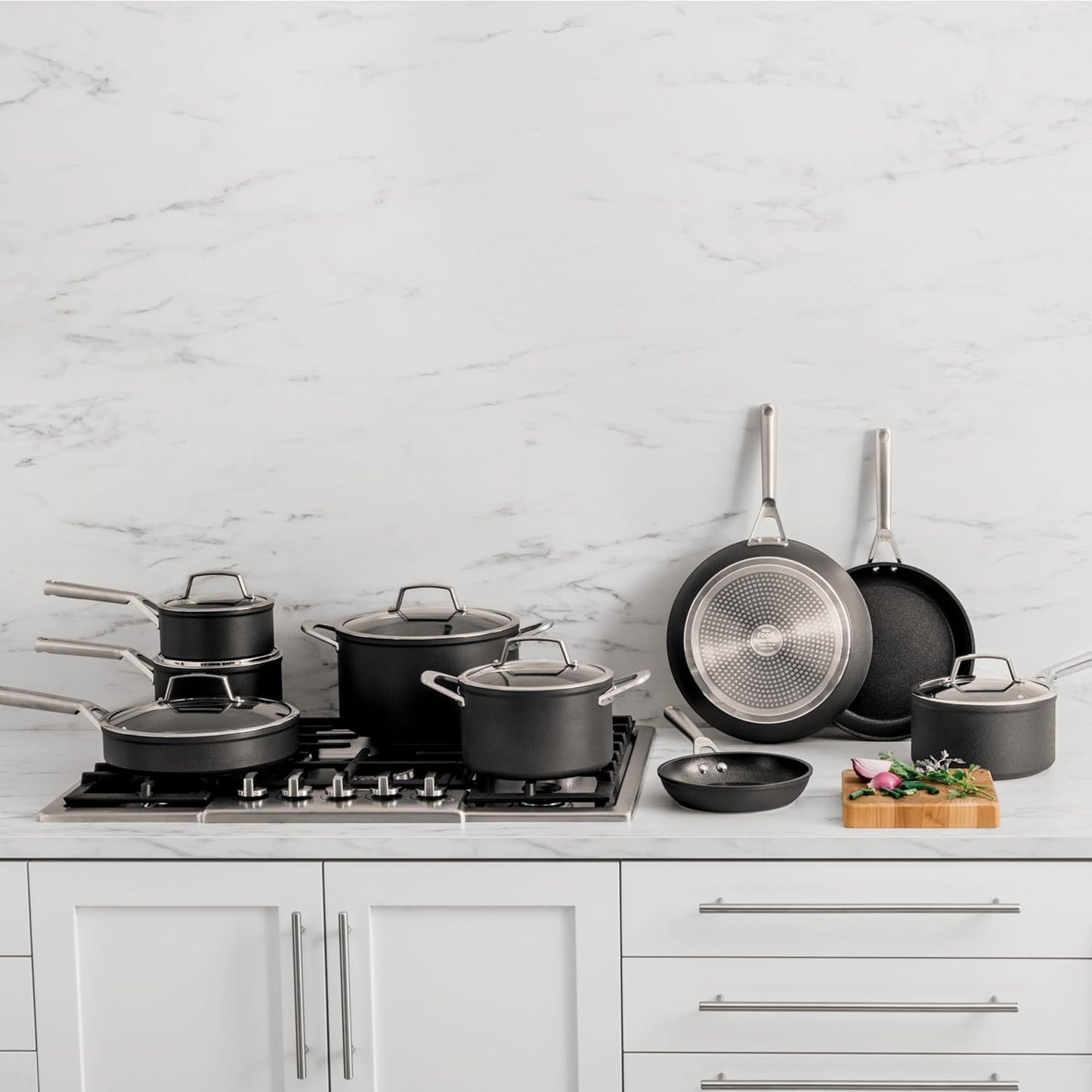 Ninja NeverStick™ 16-Piece Cookware Set | Nonstick Pots & Pans for Effortless Cooking & Easy Cleanup