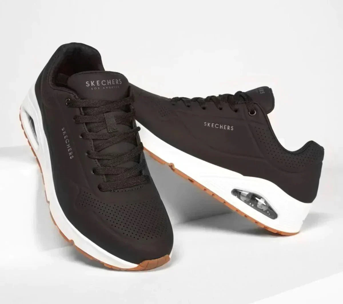 UNO stand on sneaker for women